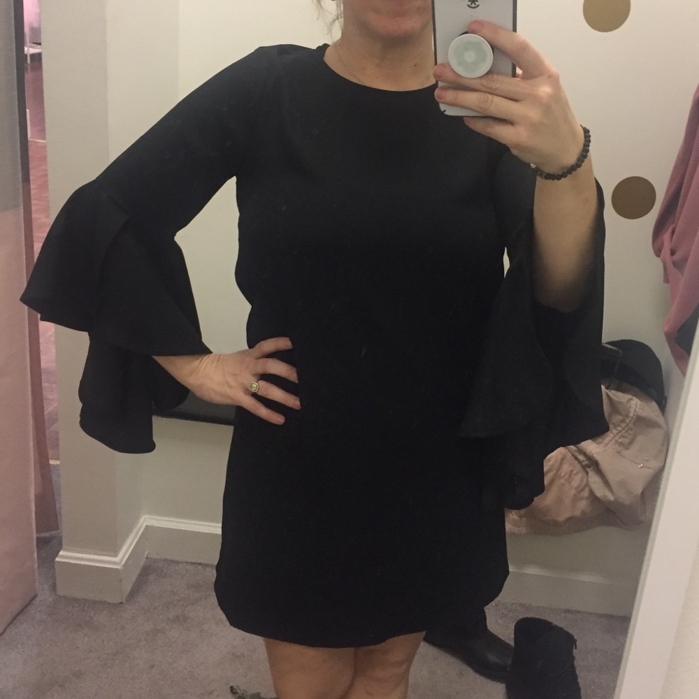 Fate by LFD Black shift dress with trumpet sleeves